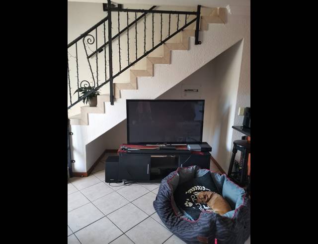 2 BEDROOM TOWNHOUSE FOR SALE IN ANNLIN